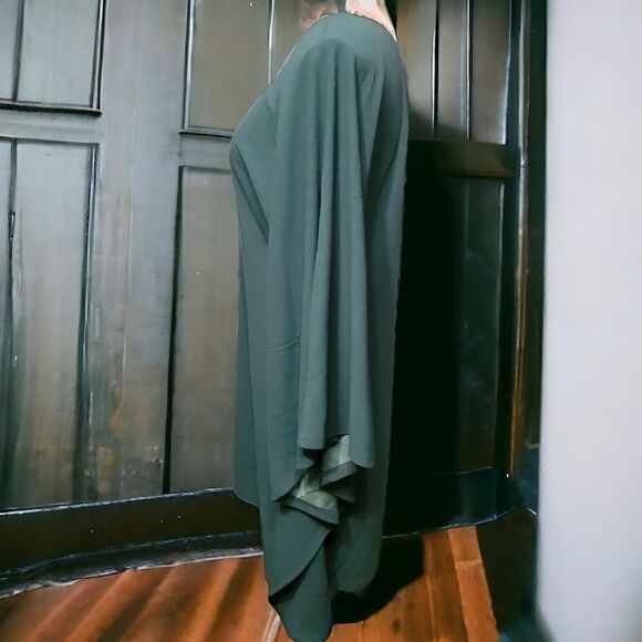 Women's One Shoulder Batwing Sleeve Asymmetric Hem Mini Dress Size M NWT - Picture 5 of 9